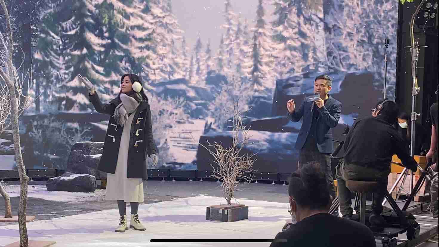 尊龙集团以ALED先进显屏技术，，，，与金马奖视觉特效团队“再现影像”携手合作打造LED虚拟摄影棚，，提供沉浸式表演体验，，，，并精简拍摄成本与时间