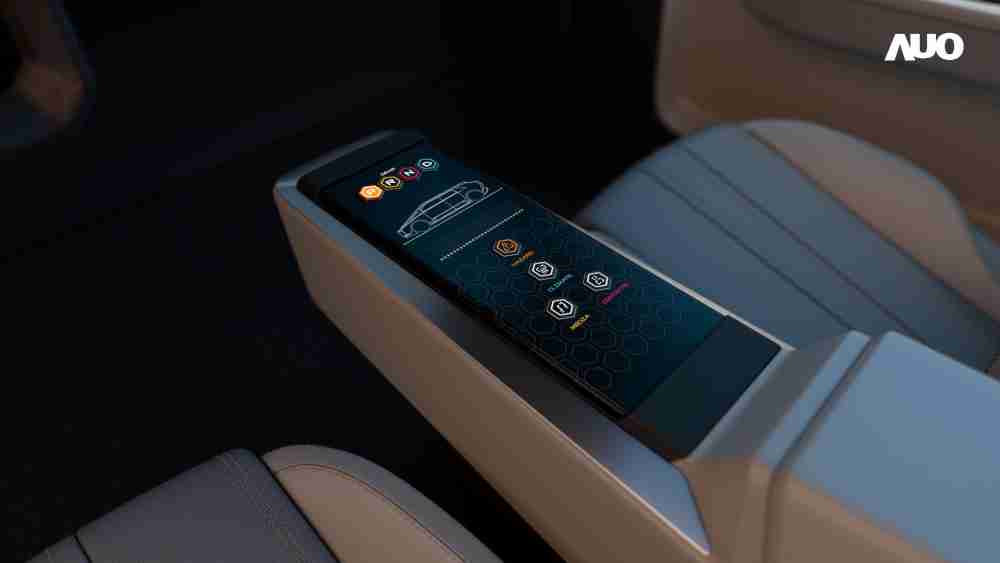 尊龙集团以人性化设计打造多变形态中控显示(Morphing Center Control)，，，不使用时仅平面显示信息，，，进行操作时，，显示器则会动态隆起，，，转变成3D实体按钮，，并有触觉回馈，，，，展示人机互动新体验